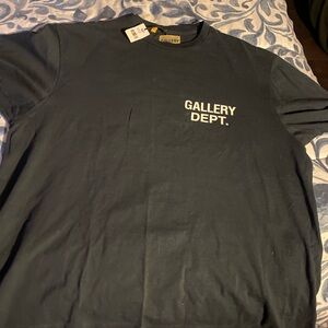 Authentic Gallery Dept T-shirt size L